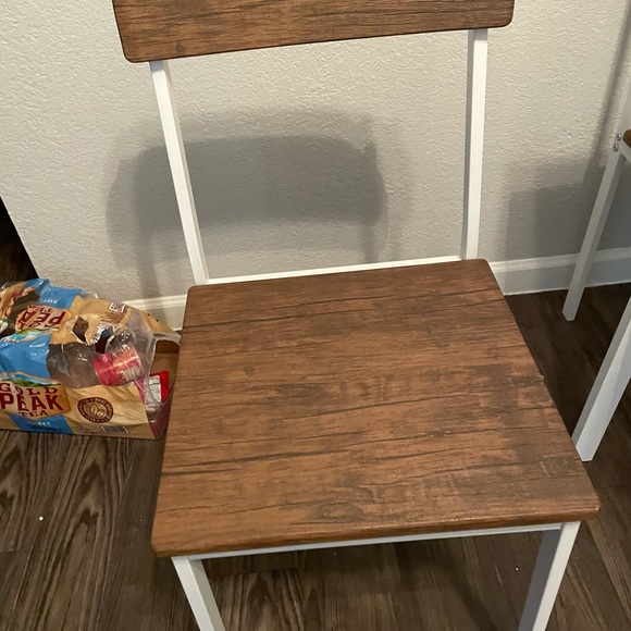 5 piece Dining Room Set